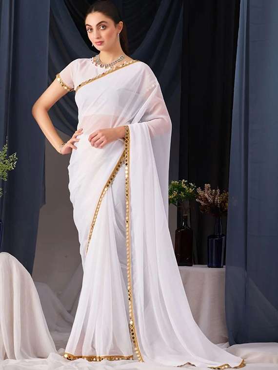 women solid with bordered saree