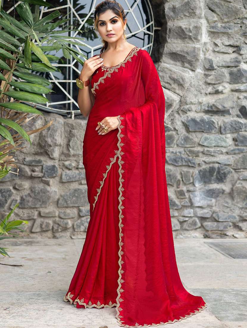 women solid with bordered saree