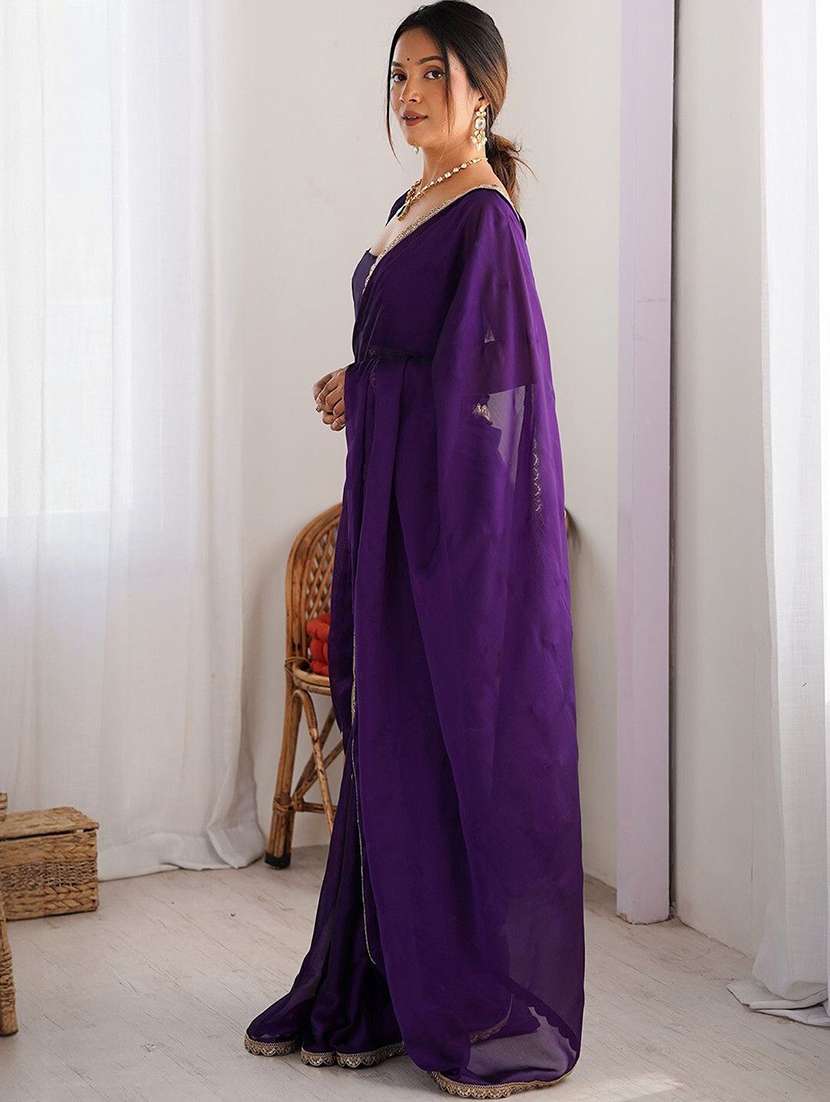 women solid with bordered saree - 22444510 -  Standard Image - 4