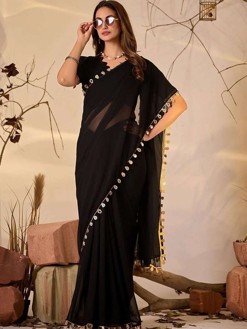 women solid with bordered saree