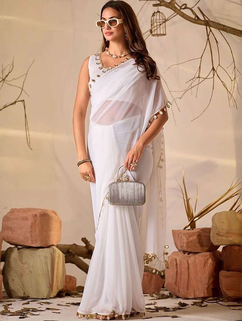 women solid with bordered saree