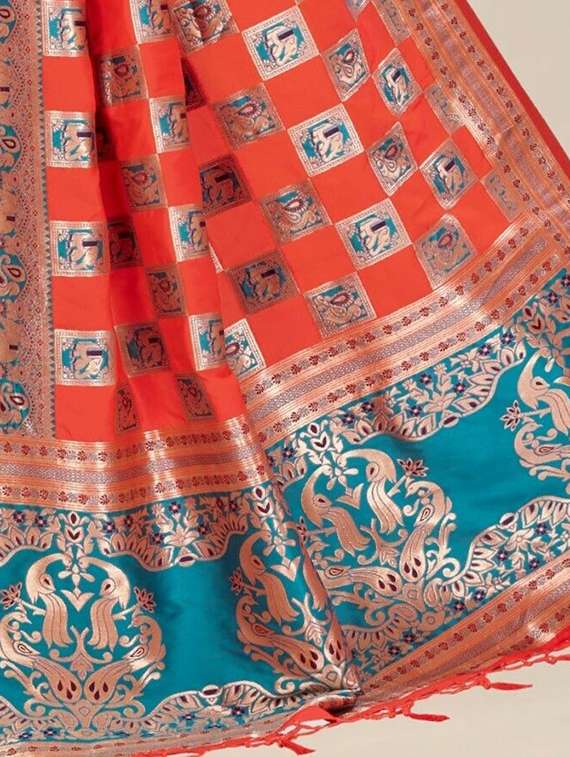 women self design paithani saree - 22444685 -  Standard Image - 4