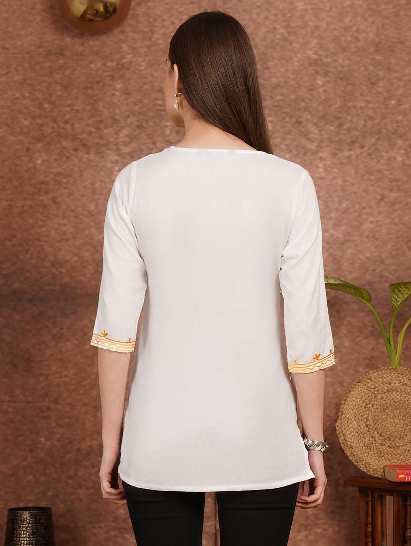 Women White Cotton A-line Kurta - 22444981 -  Standard Image - 4