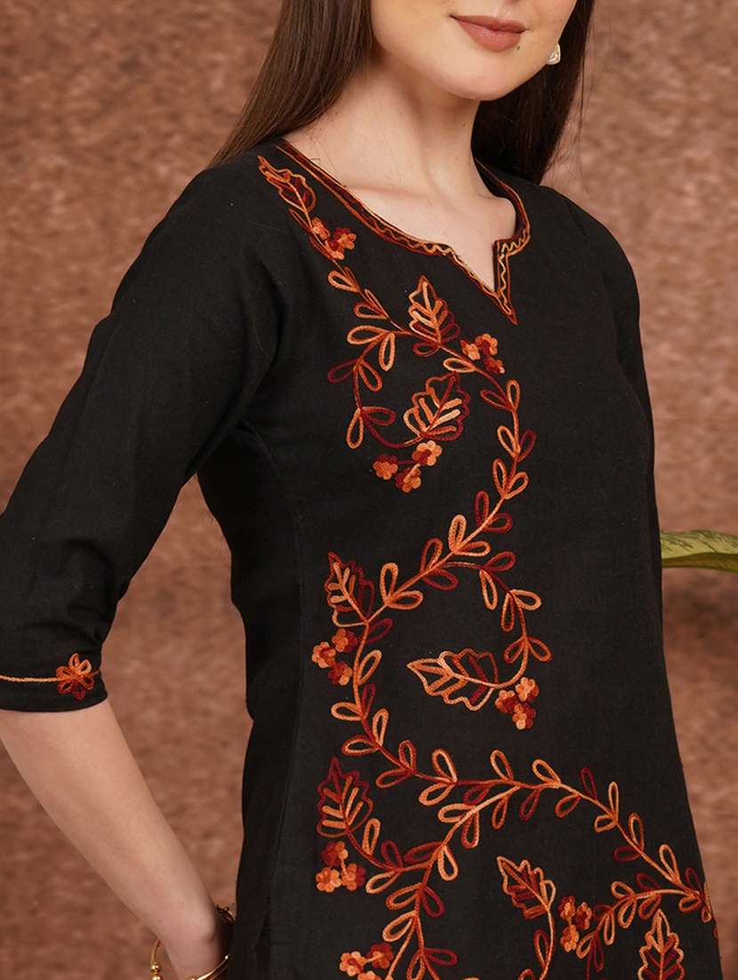 women black cotton a-line kurta - 22444986 -  Standard Image - 1