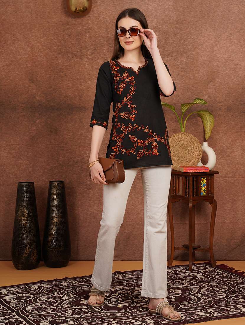 women black cotton a-line kurta - 22444986 -  Standard Image - 4
