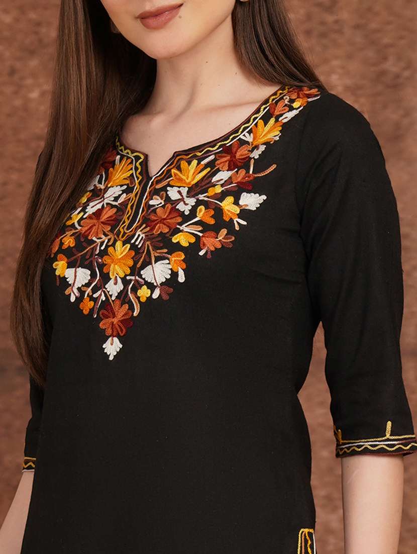 Women Black Cotton A-line Kurta - 22444989 -  Standard Image - 1