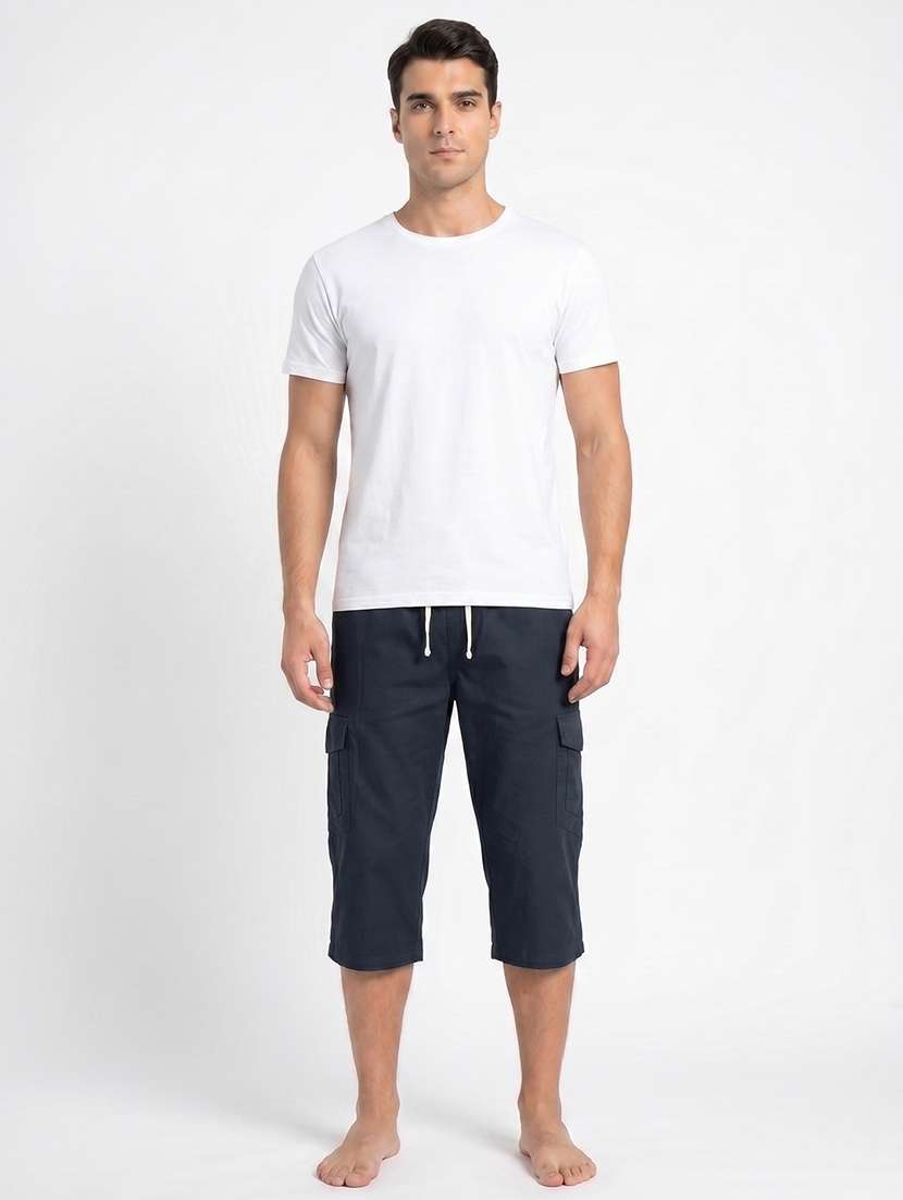 men solid mid rise regular fit three fourth cargo shorts - 22446722 -  Standard Image - 4