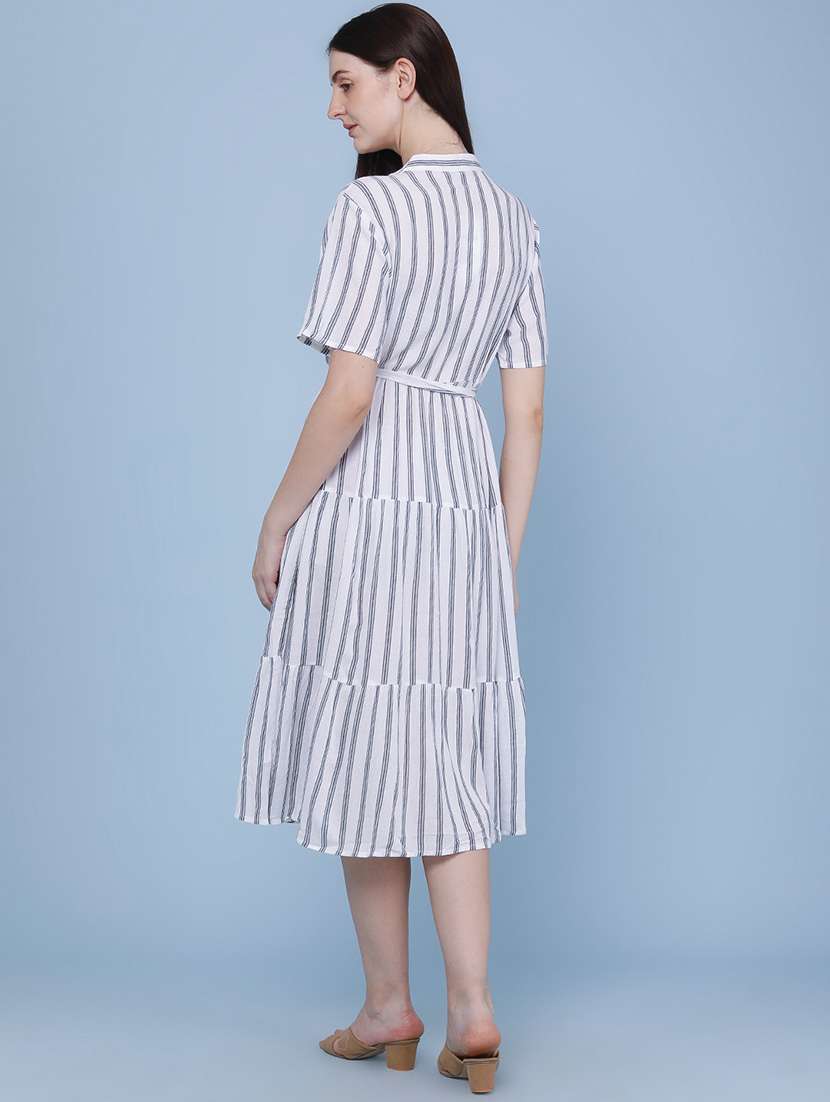Women Printed Short Sleeves Tiered Dress - 22447046 -  Standard Image - 4
