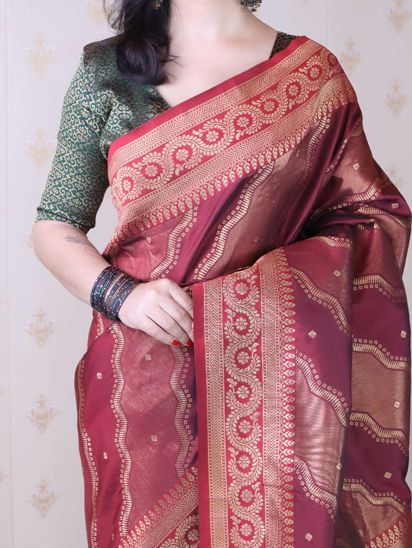 women self design banarasi saree with blouse - 22447560 -  Standard Image - 4
