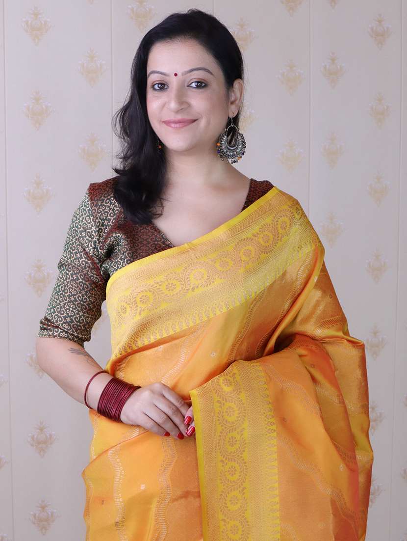 women self design banarasi saree with blouse - 22447561 -  Standard Image - 1