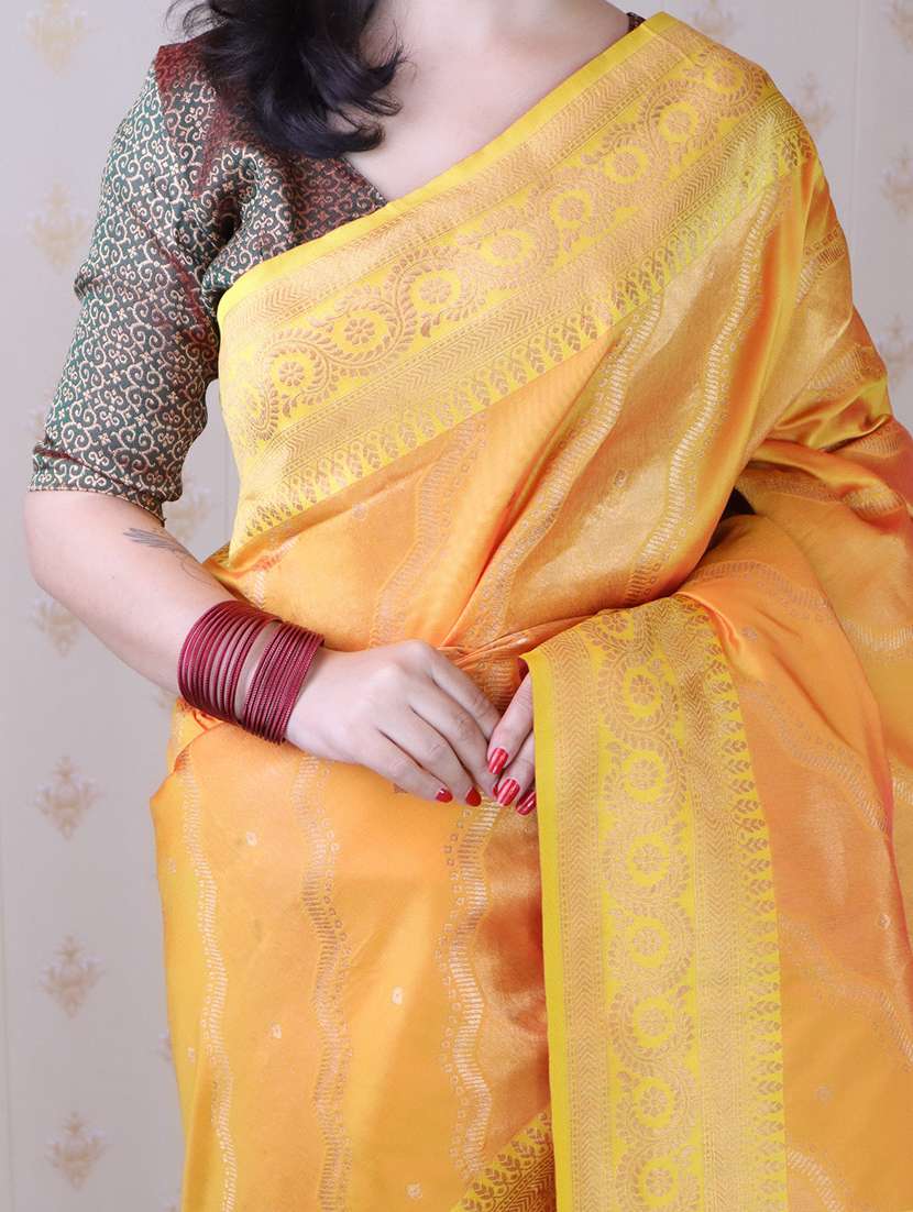 women self design banarasi saree with blouse - 22447561 -  Standard Image - 4