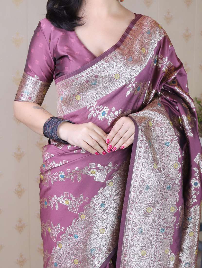women self design banarasi saree with blouse - 22447760 -  Standard Image - 4