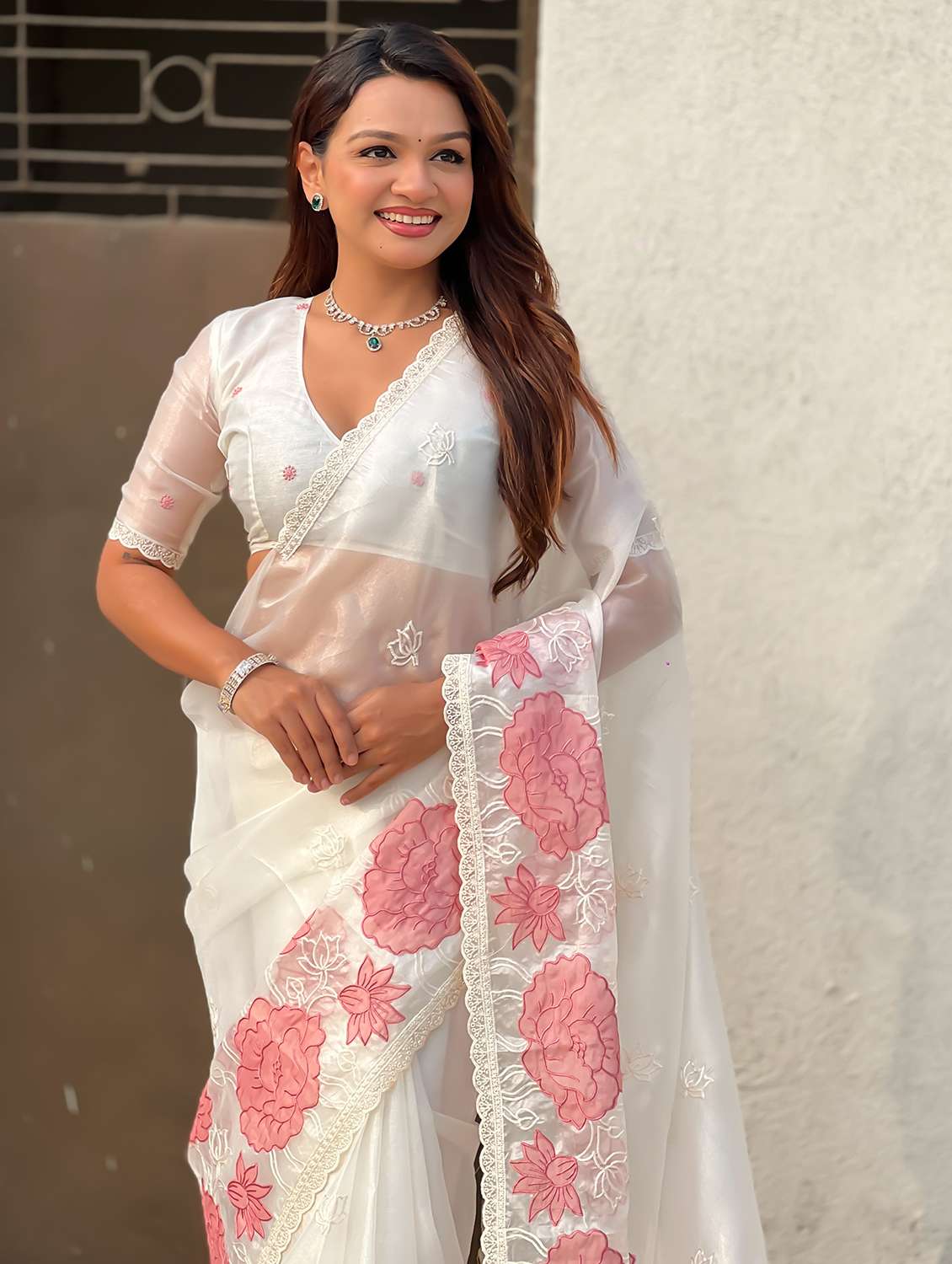 women solid with work embroidered saree with blouse - 22447864 -  Standard Image - 1