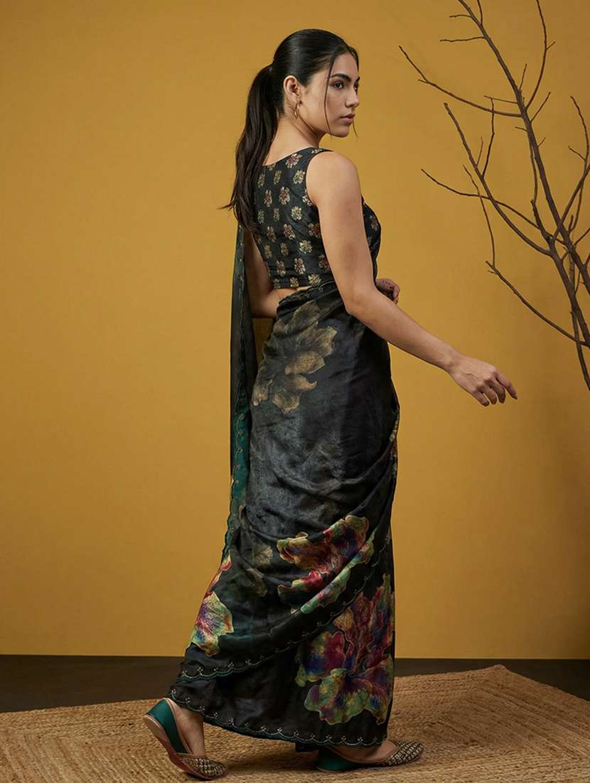 women floral embroidered saree with blouse - 22447866 -  Standard Image - 4