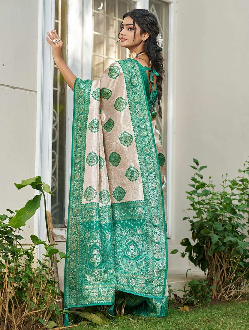 women self design banarasi saree with blouse - 22447884 -  Standard Image - 4