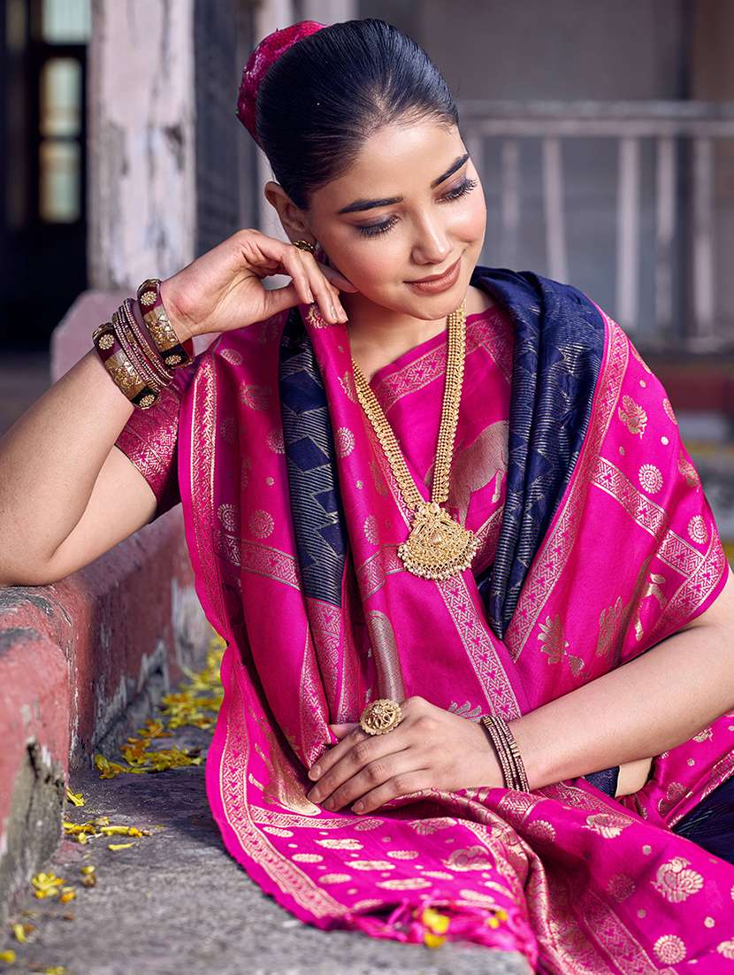 women self design kanjivaram saree with blouse - 22447896 -  Standard Image - 4