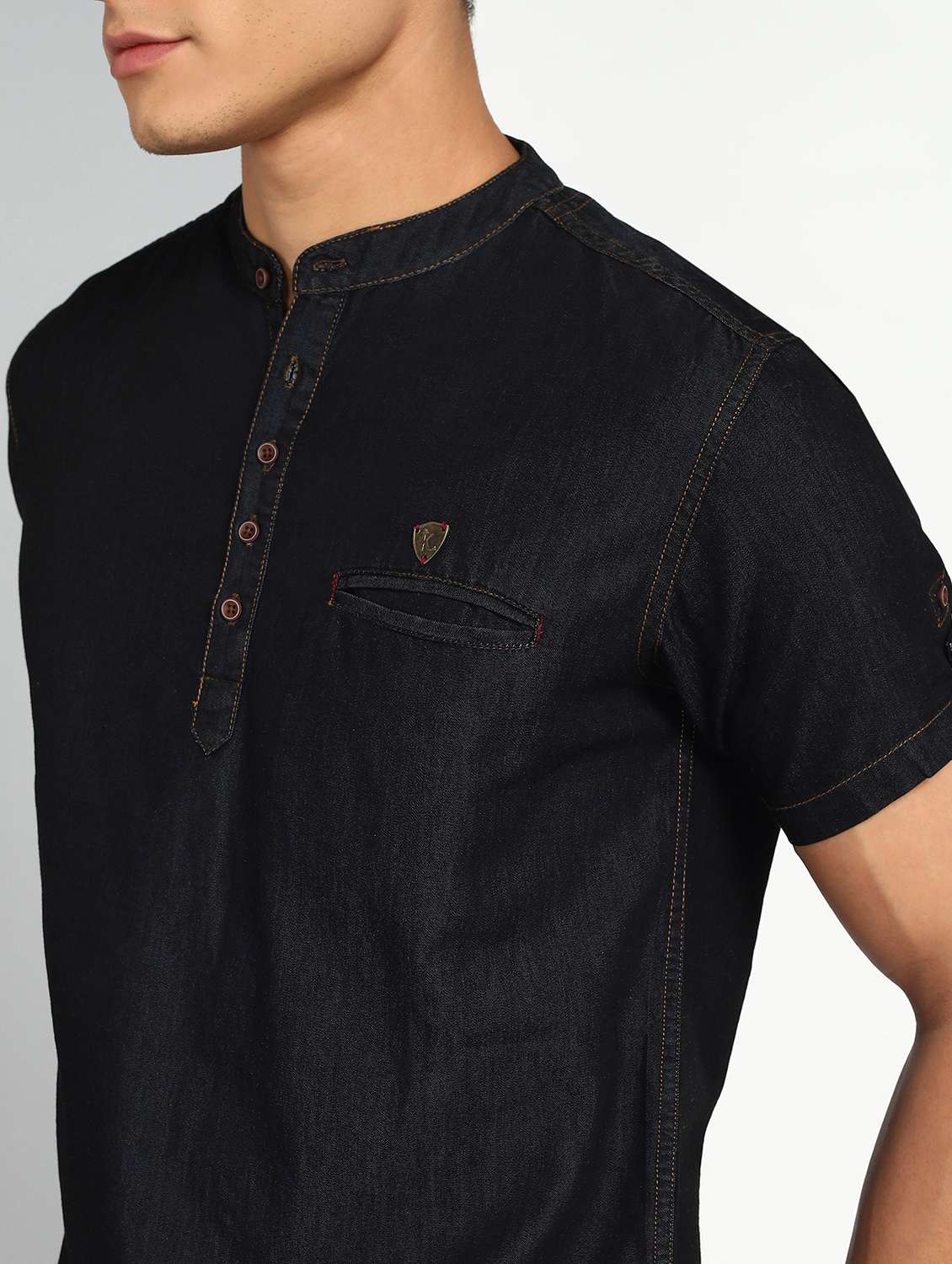 Men Solid Mandarin Neck Short Kurta - 22448808 -  Standard Image - 1