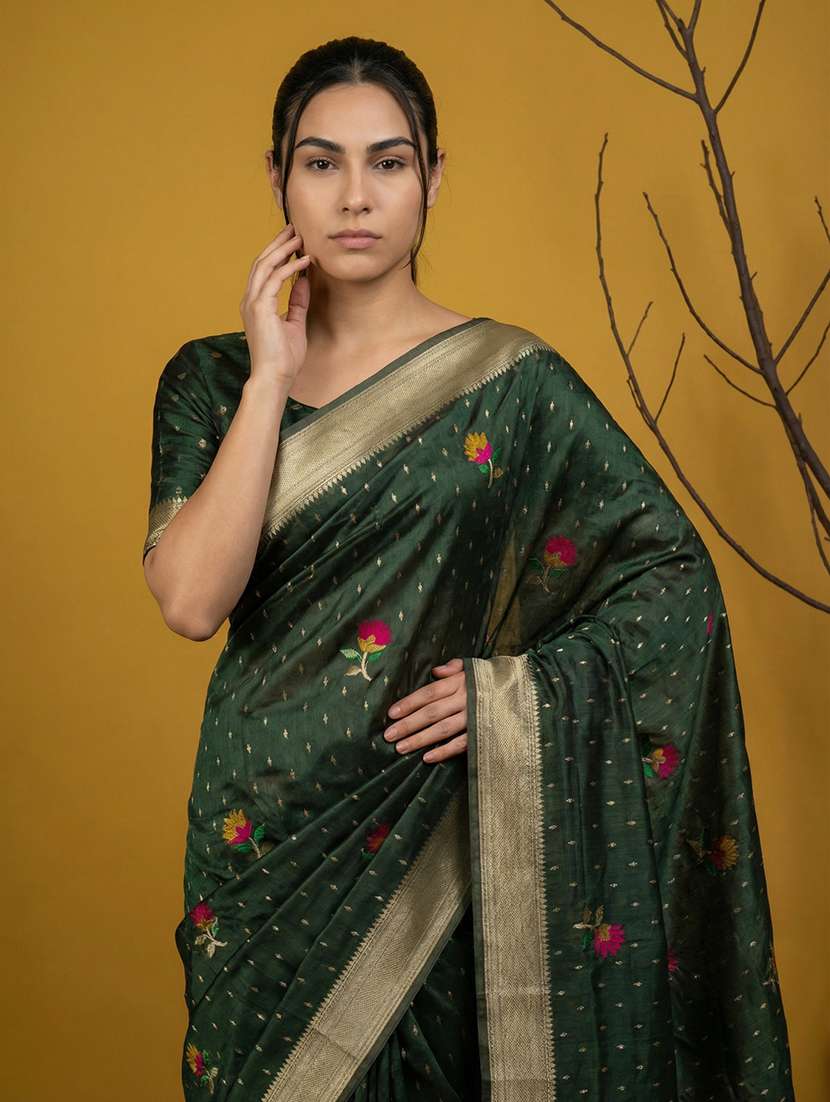 women self design bordered saree with blouse - 22448852 -  Standard Image - 1