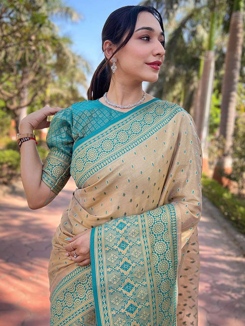 women self design kanjivaram saree with blouse - 22448882 -  Standard Image - 1