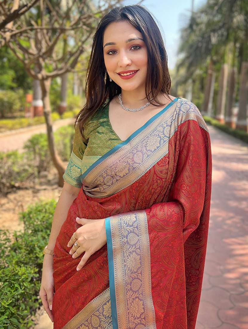 women self design bordered saree with blouse - 22448898 -  Standard Image - 1