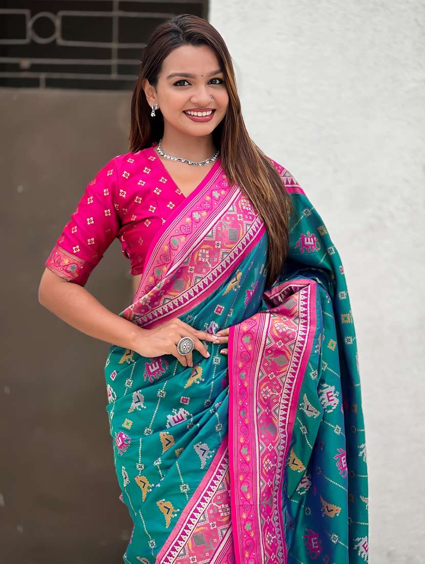 women self design patola saree with blouse - 22448934 -  Standard Image - 1