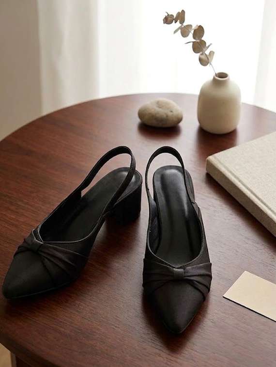 women solid back strap sandal - 22449080 -  Standard Image - 1