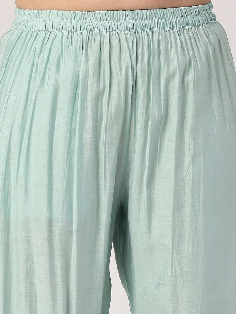 green cotton suit  set - 22449455 -  Standard Image - 4