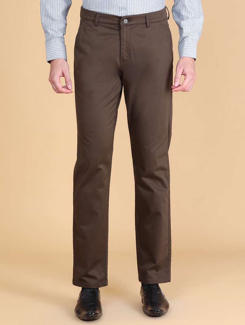 men solid mid rise chinos casual trouser