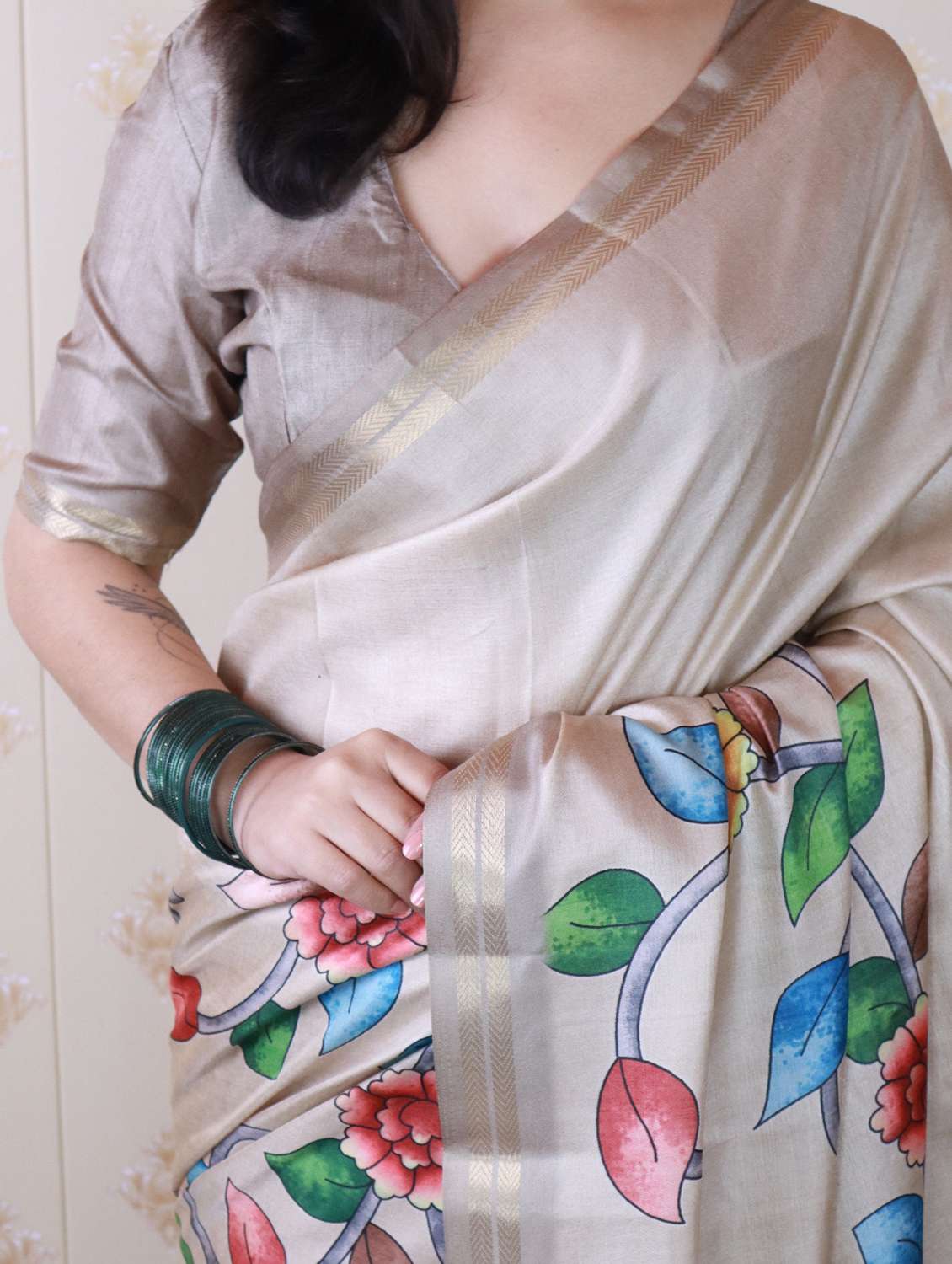 women kalamkari printed saree with blouse - 22449712 -  Standard Image - 4
