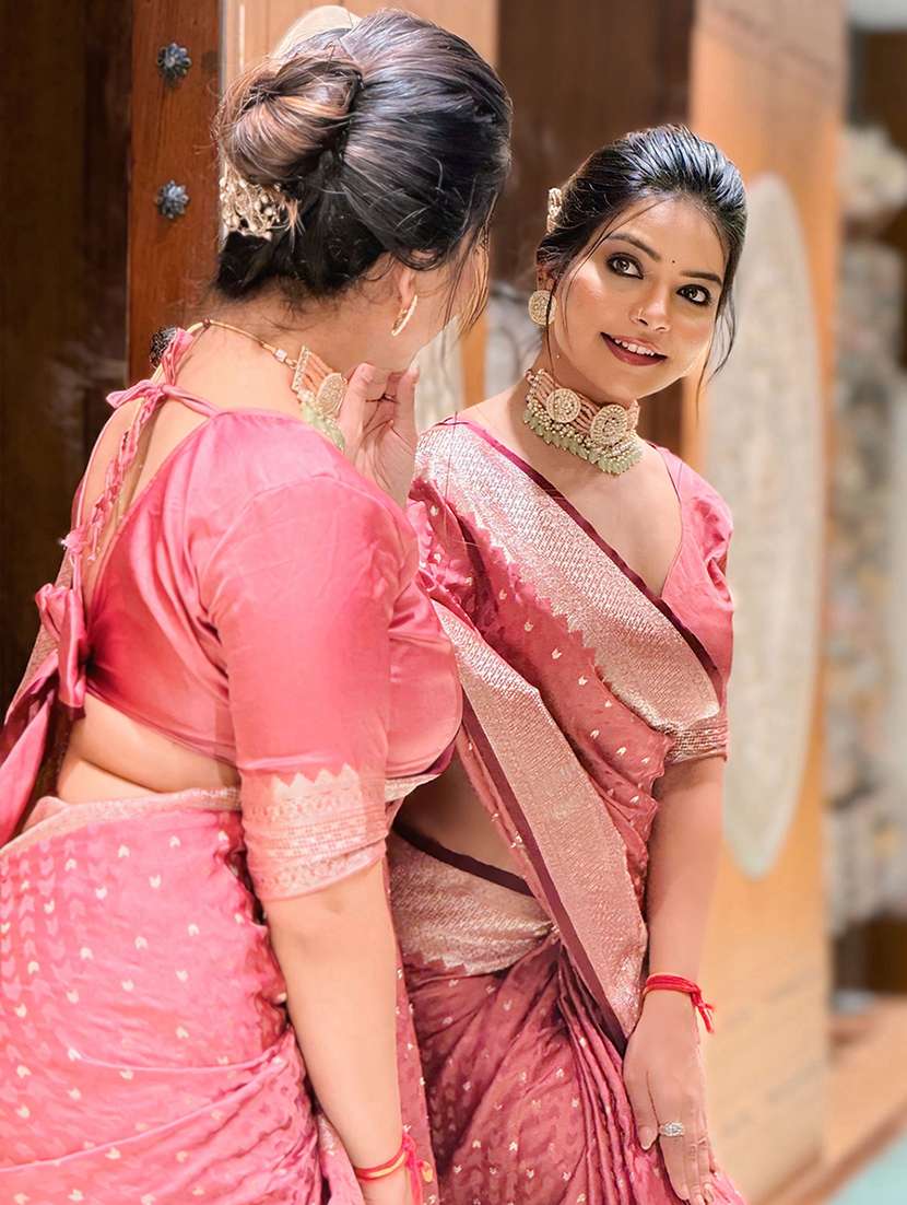 women self design banarasi saree with blouse - 22449822 -  Standard Image - 1