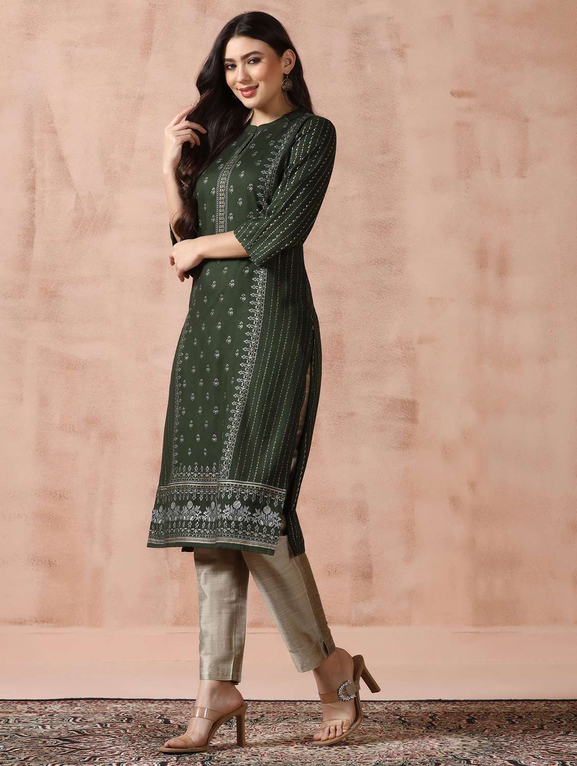  women green rayon straight kurta - 22449911 -  Standard Image - 6