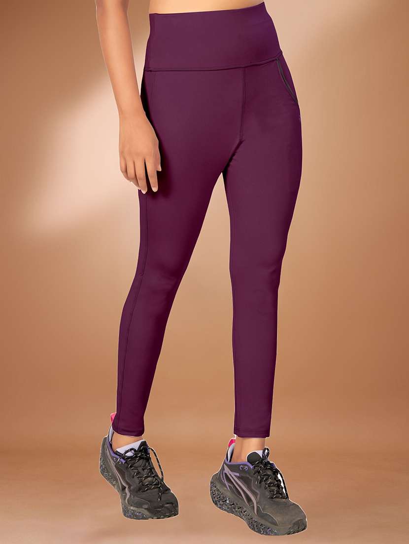 women solid mid rise yoga pants