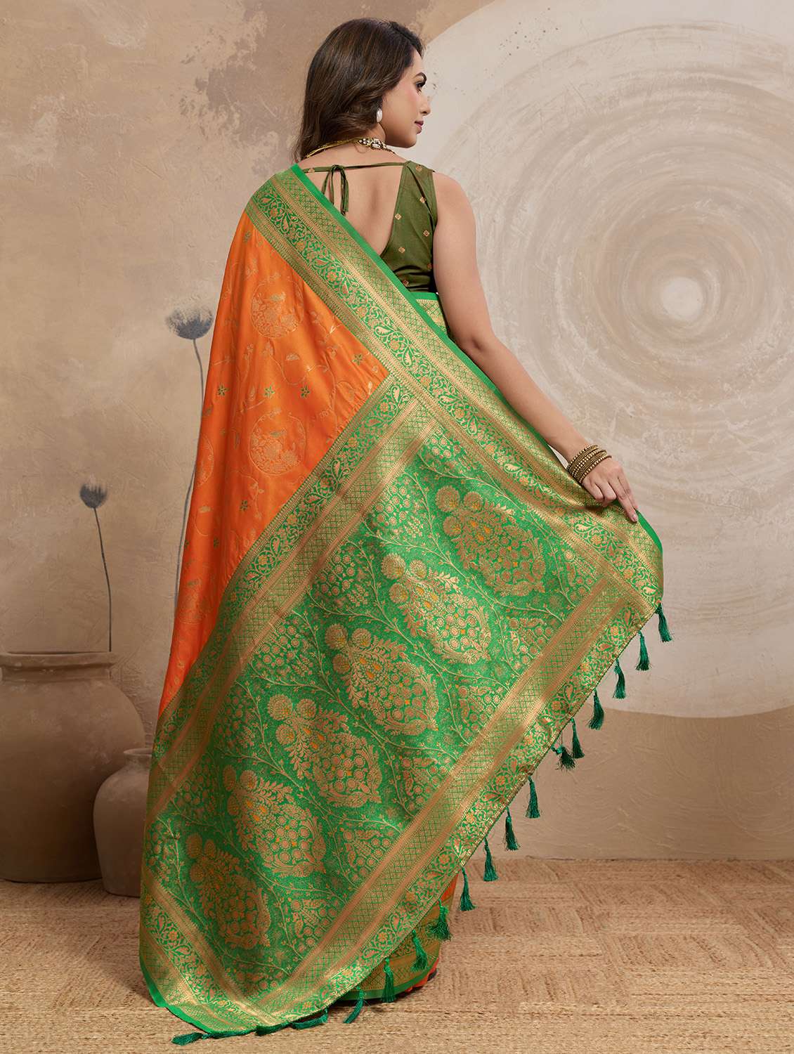 women self design banarasi saree with blouse - 22450340 -  Standard Image - 4