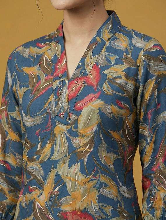 Women Blue Viscose Straight Kurta - 22450660 -  Standard Image - 1