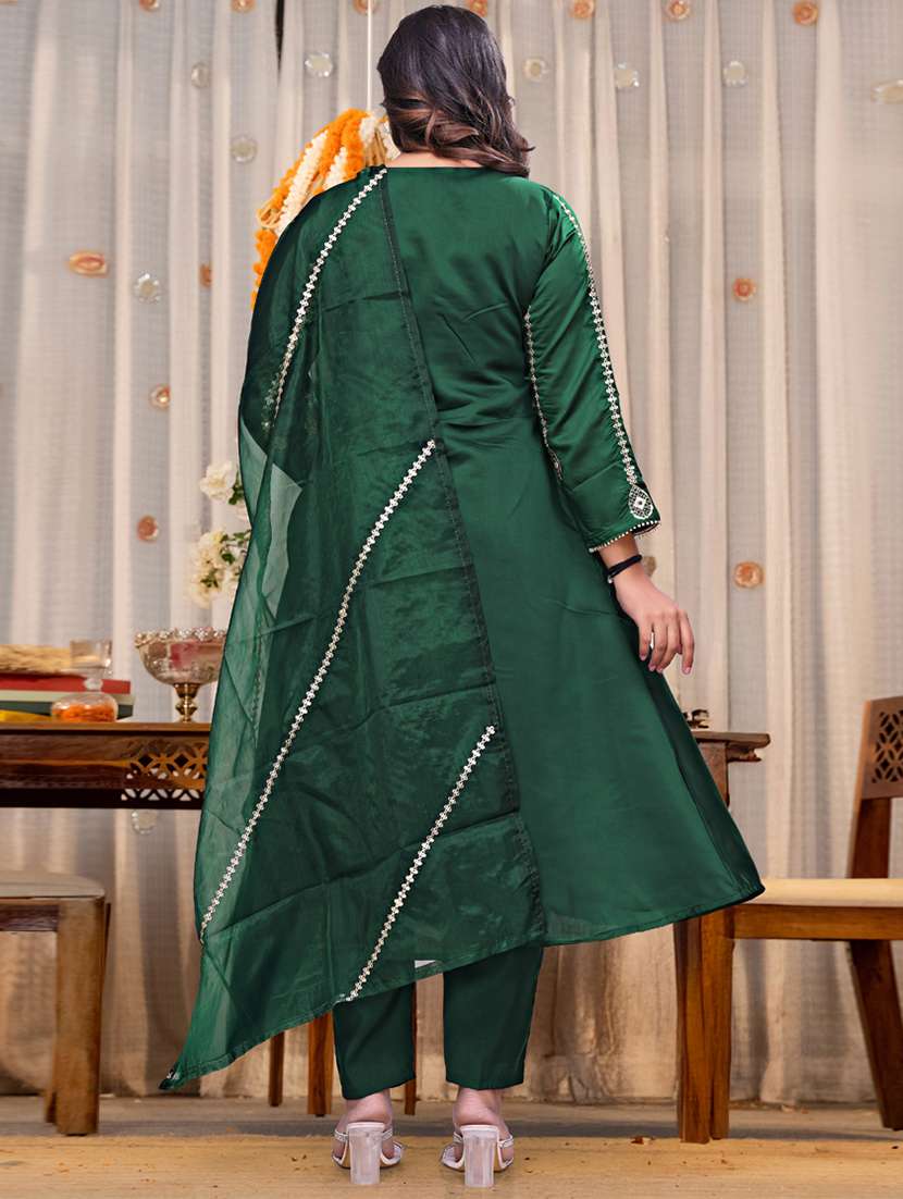 women green kurta pant set - 22451485 -  Standard Image - 4