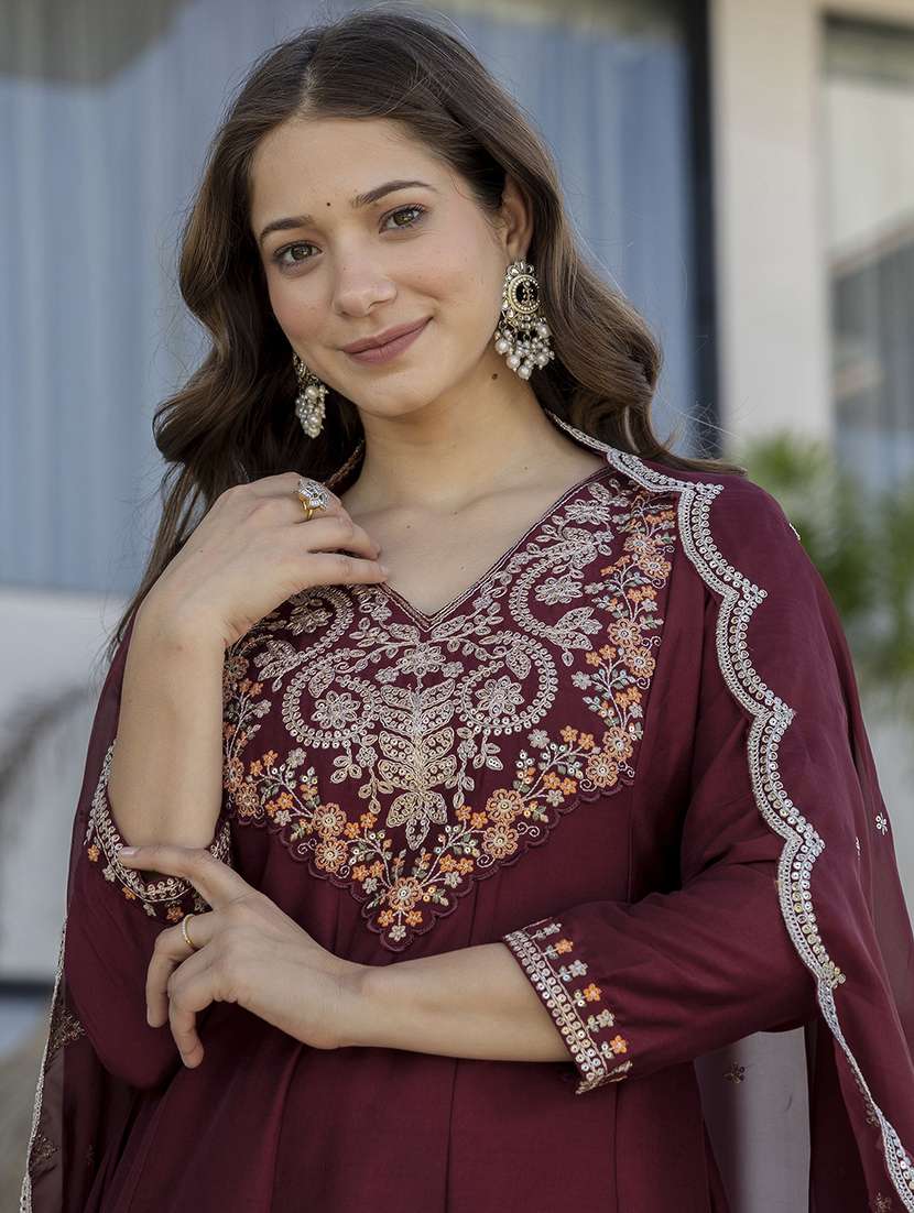 women maroon kurta pant set - 22451488 -  Standard Image - 1
