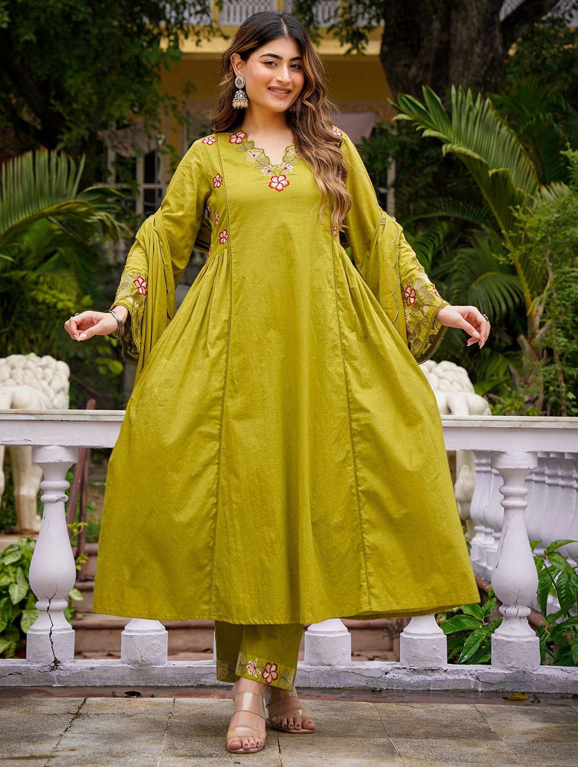 women olive kurta pant set - 22451866 -  Standard Image - 1
