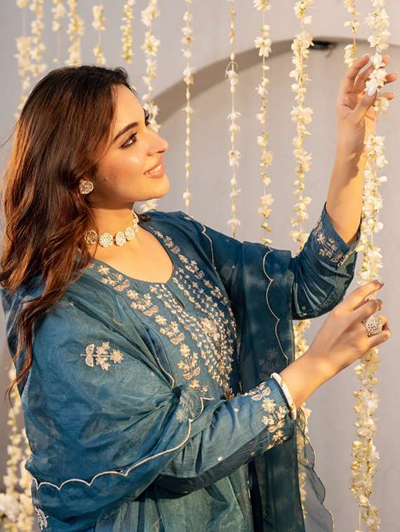 women blue  solid kurta pant set - 22451880 -  Standard Image - 1