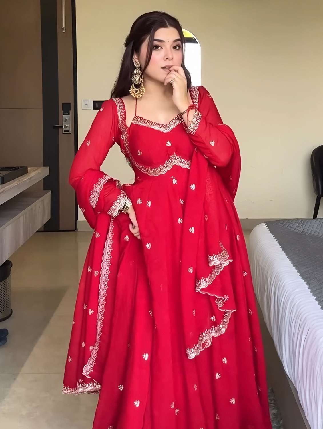 women red  self design anarkali sets set - 22451887 -  Standard Image - 4