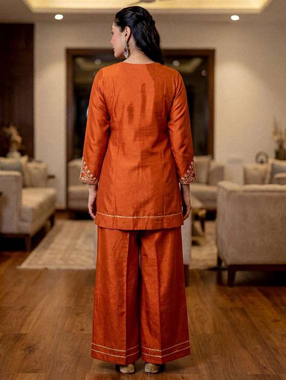women orange self design  kurta pant set - 22451892 -  Standard Image - 4