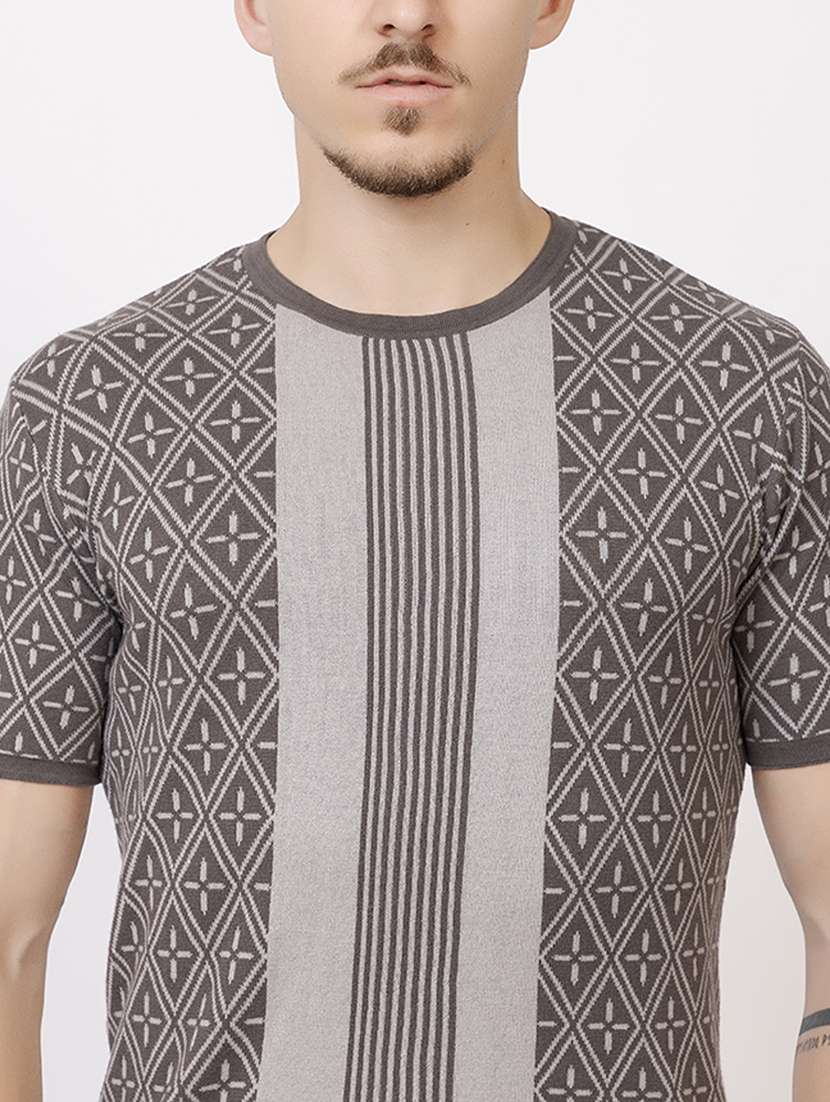 men grey cotton plain t-shirt - 22451956 -  Standard Image - 1