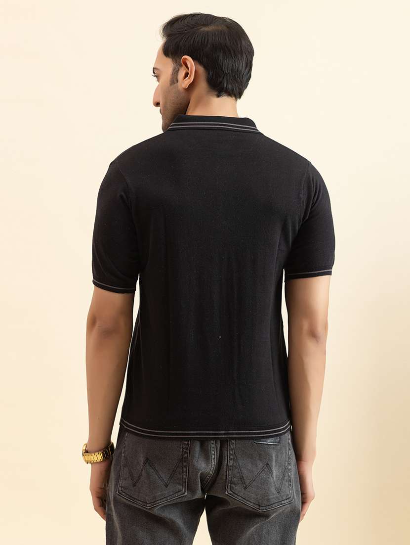 men black cotton plain t-shirt - 22451962 -  Standard Image - 4