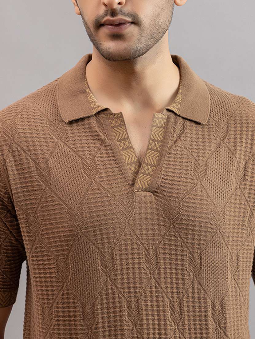 men brown cotton plain t-shirt - 22451966 -  Standard Image - 1