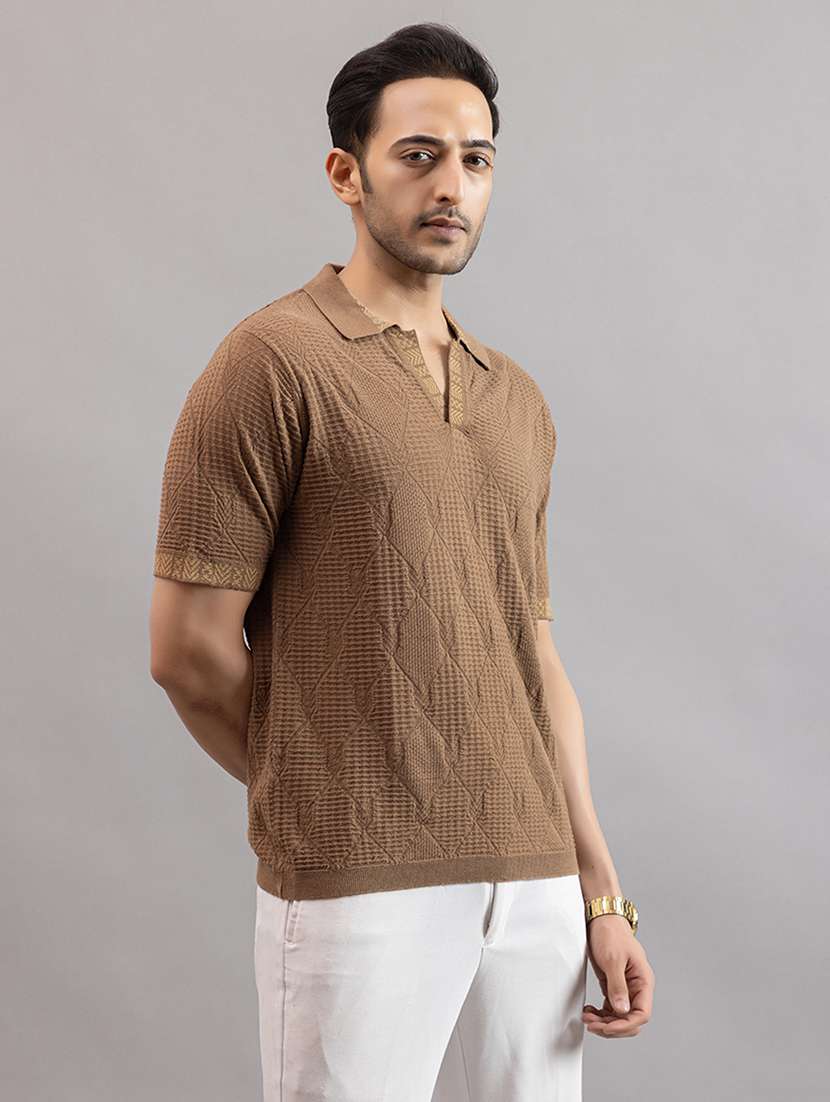 men brown cotton plain t-shirt - 22451966 -  Standard Image - 4