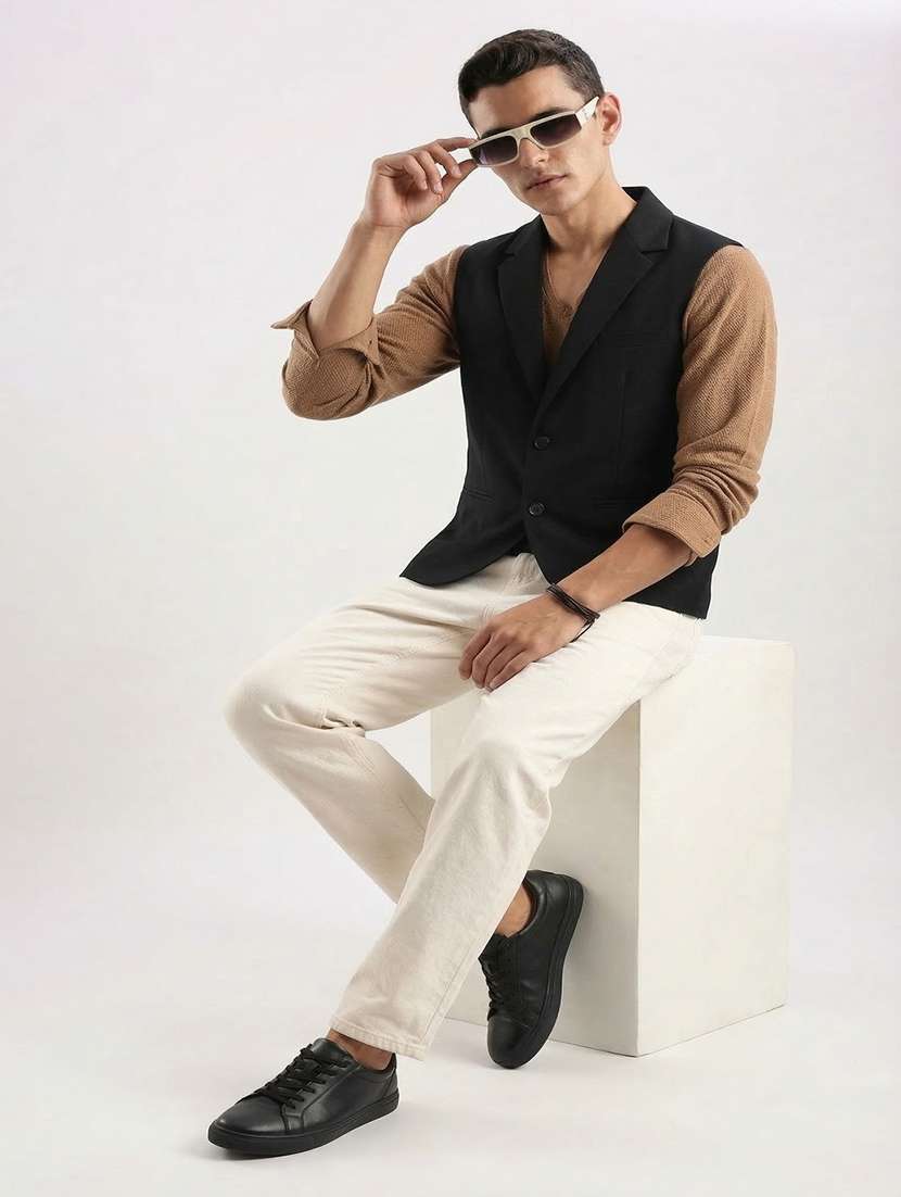 men solid lapel collar waist coat - 22452004 -  Standard Image - 4