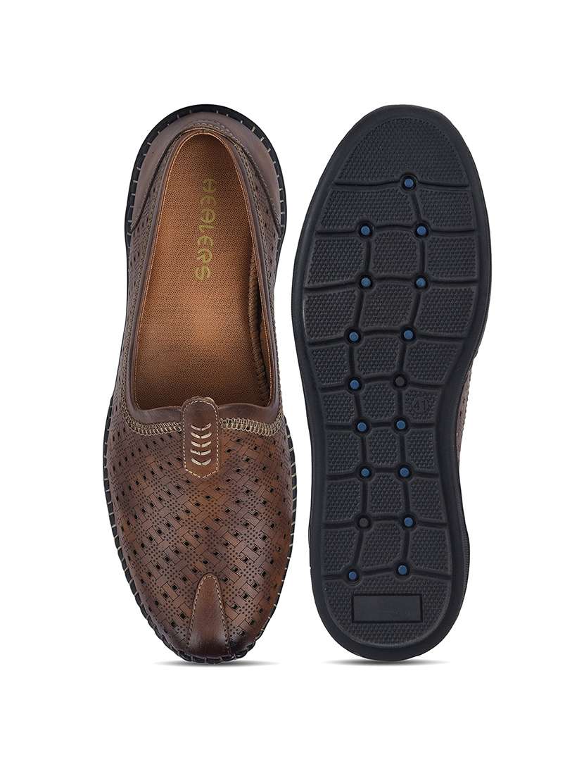 men brown slip on jutis - 22452018 -  Standard Image - 4