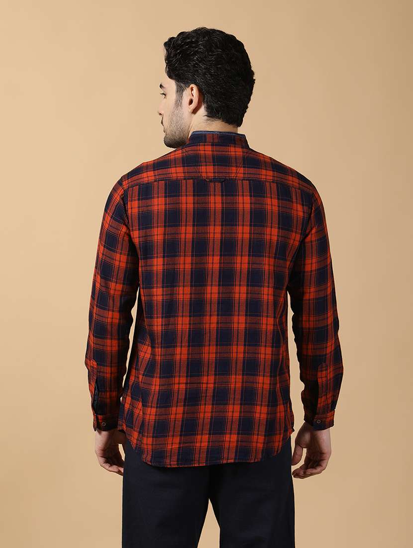 men checkered mandarin neck short kurta - 22452031 -  Standard Image - 4