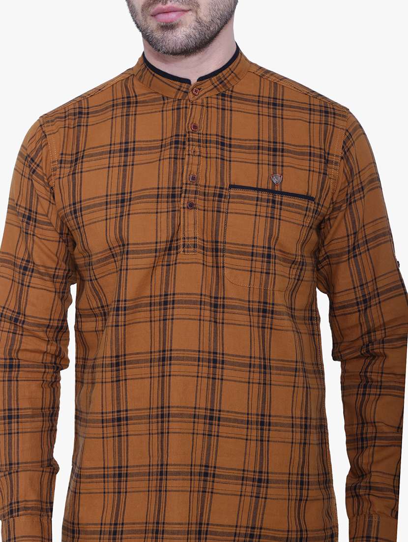 men checkered mandarin neck short kurta - 22452033 -  Standard Image - 4