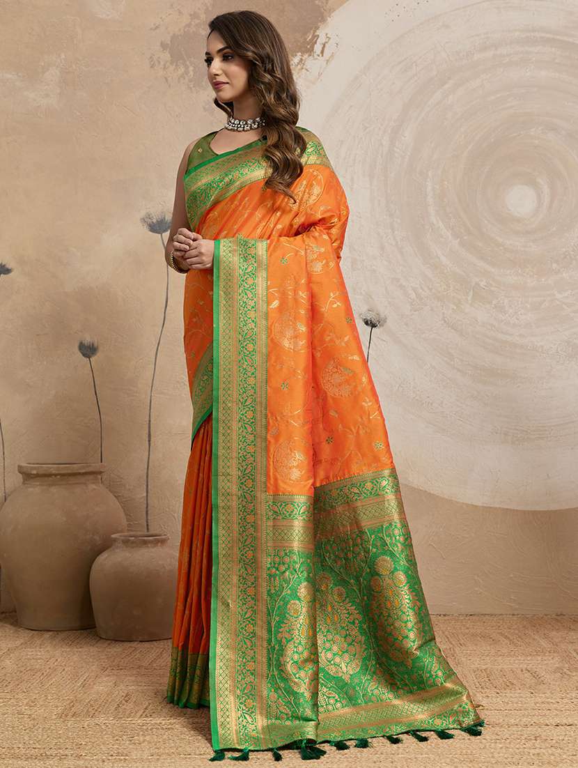 Women Self Design Banarasi Saree With Blouse - 22452274 -  Standard Image - 4