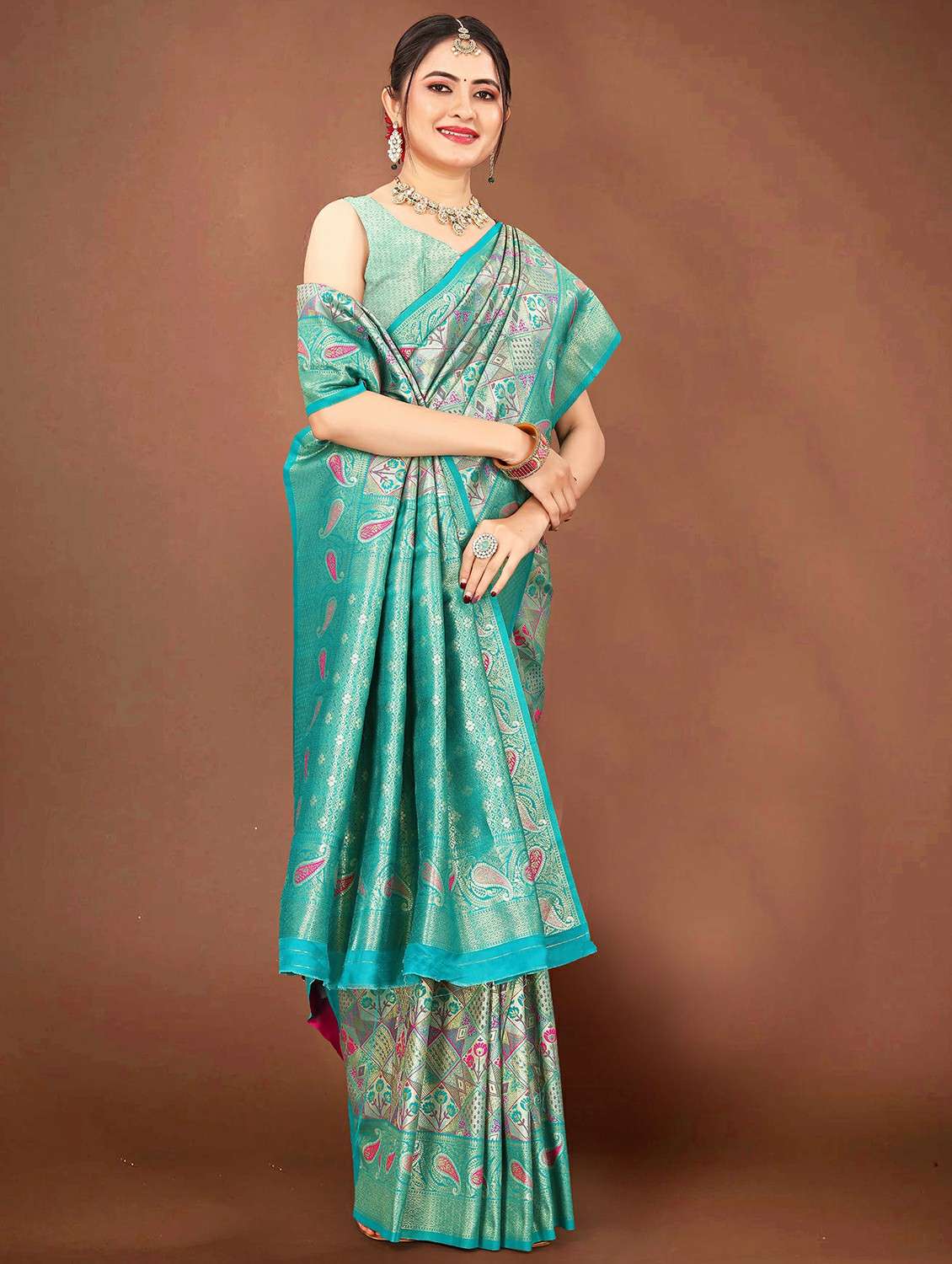 women self design kanjivaram saree with blouse - 22452280 -  Standard Image - 4